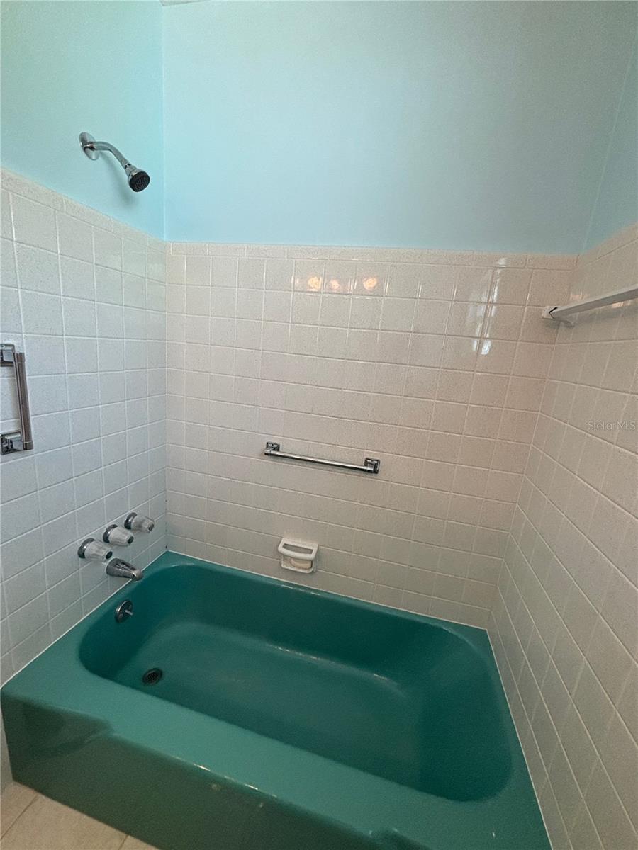 9950 52ND TER N — photo 11