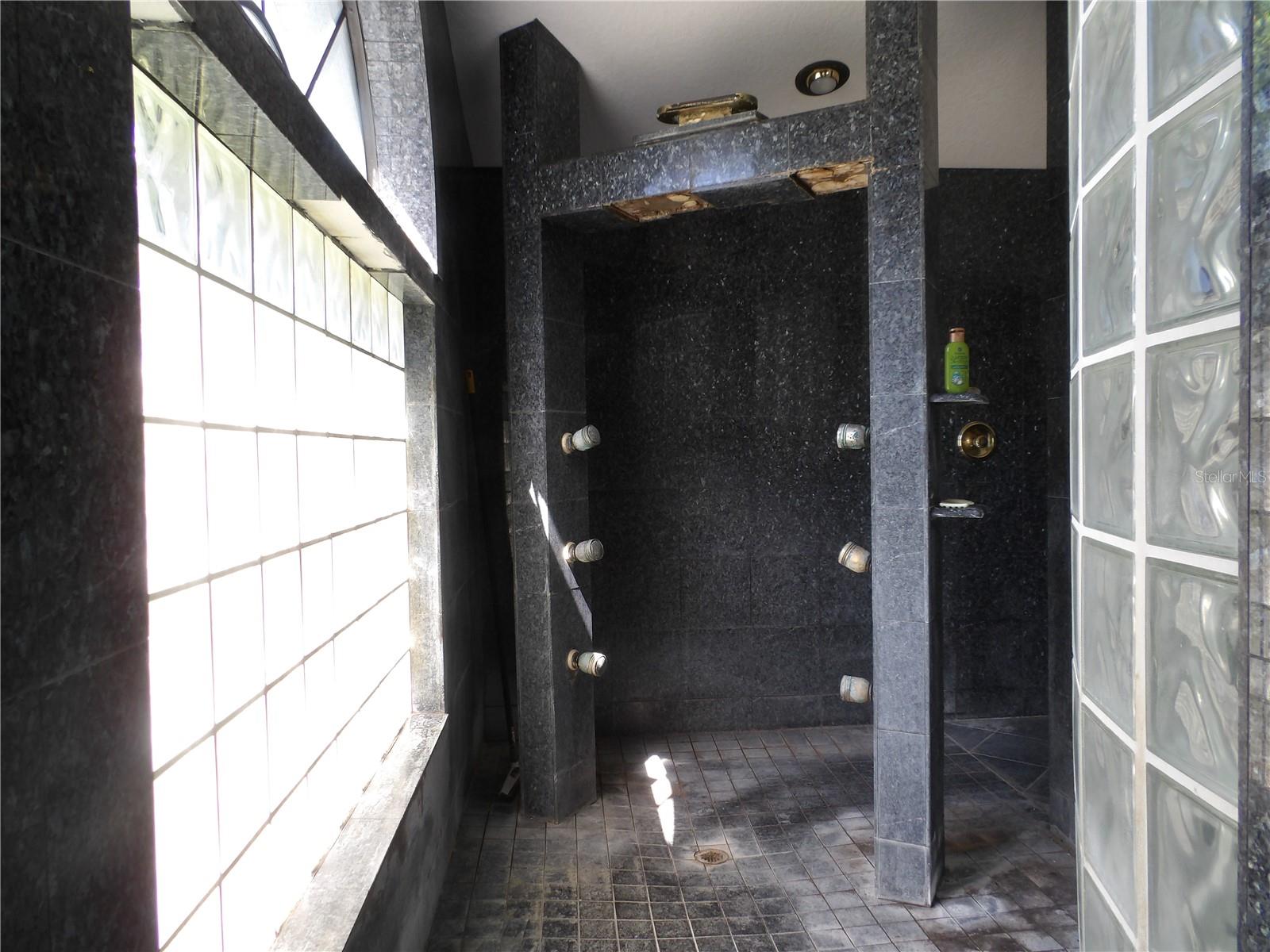 7222 AUBURN LN — photo 22