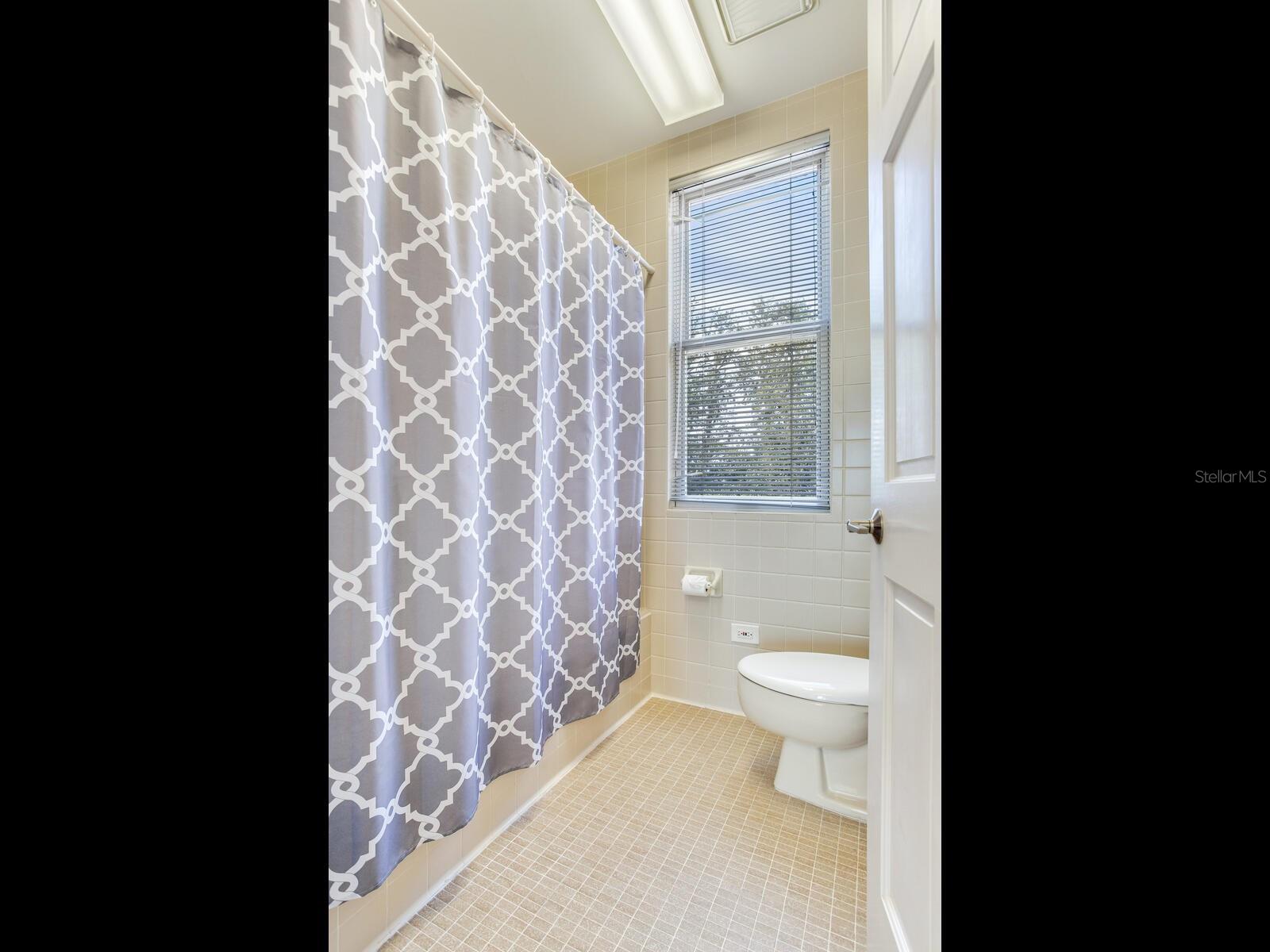 5010 BAYSHORE BLVD #7 — photo 23