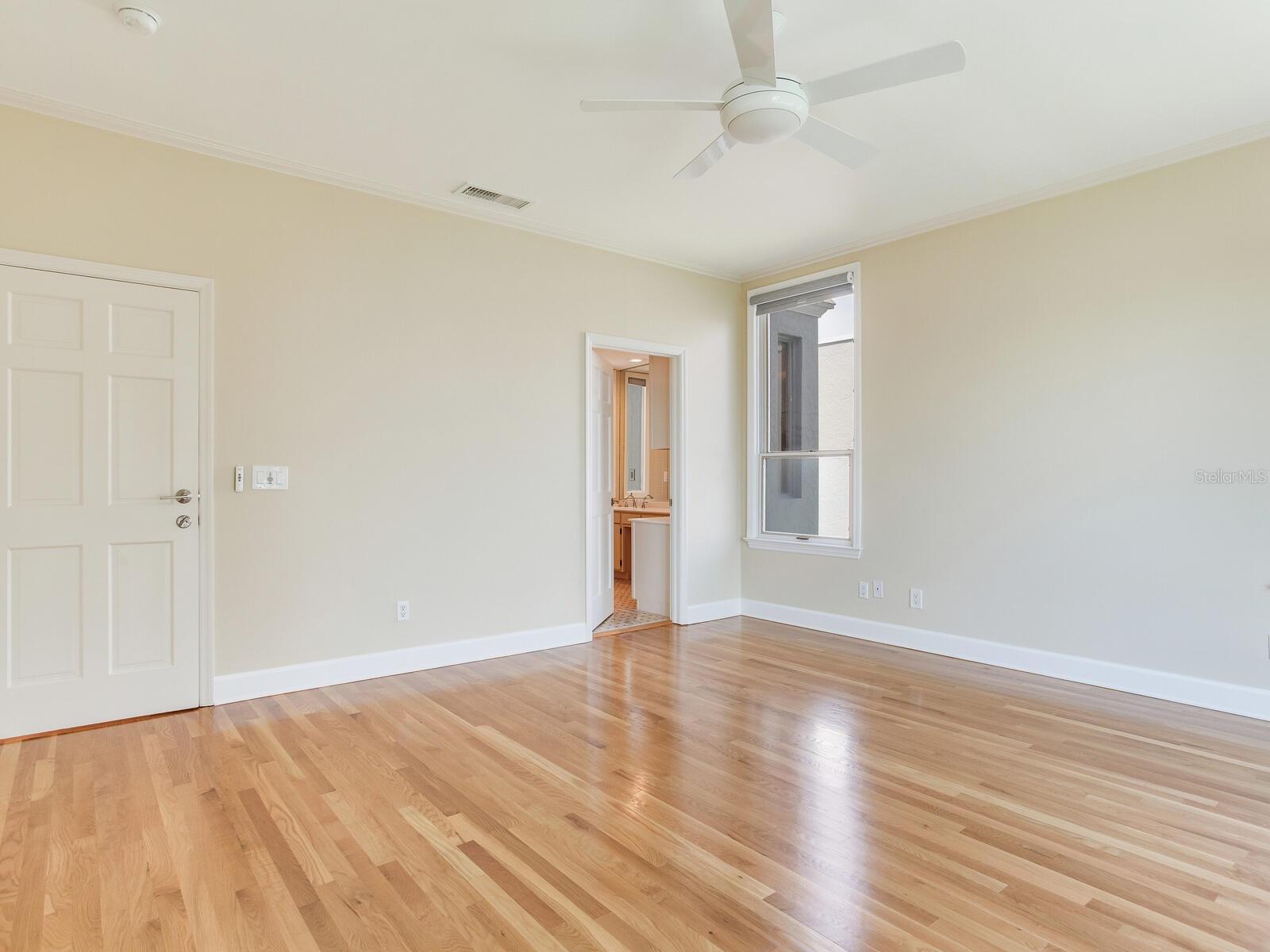 5010 BAYSHORE BLVD #7 — photo 27