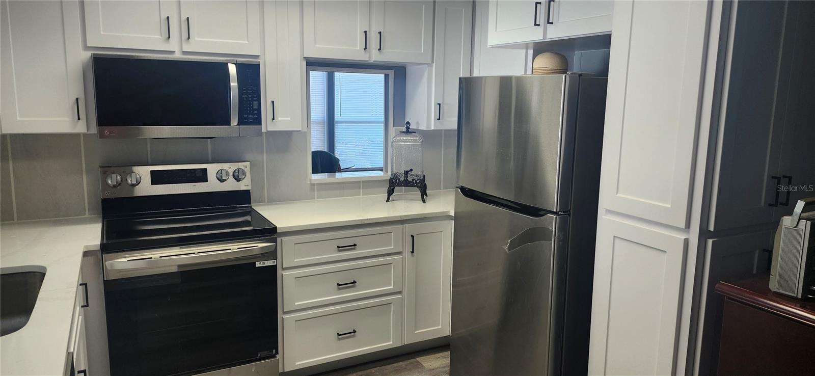 3702 TIKI DR — photo 23
