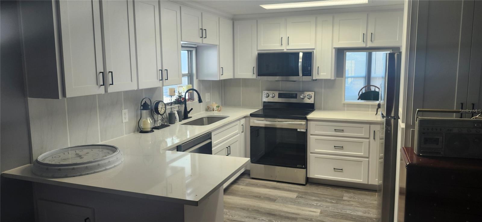 3702 TIKI DR — photo 2