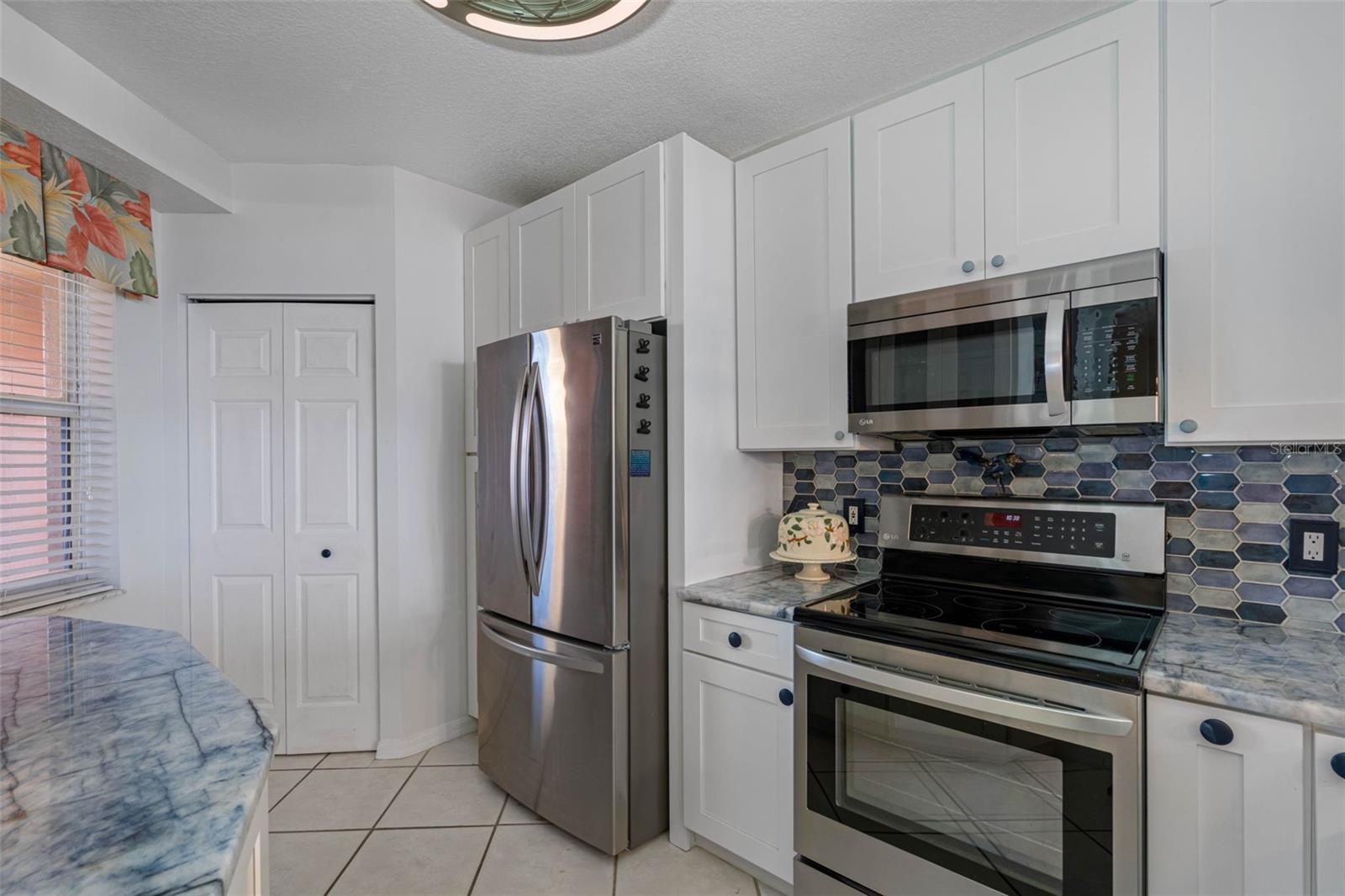 16550 GULF BLVD #545 — photo 11