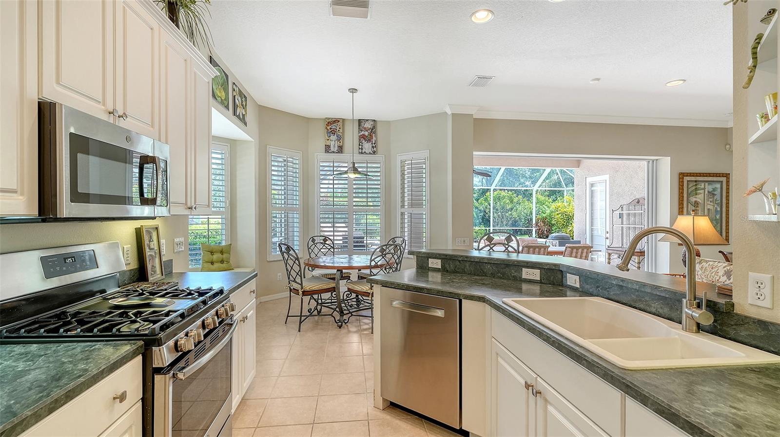 6909 LENNOX PL — photo 14