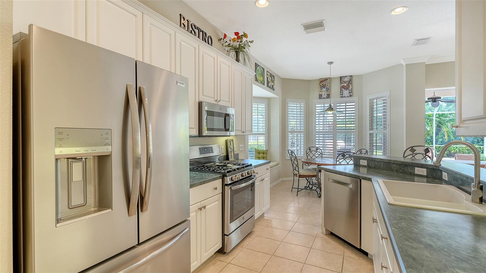 6909 LENNOX PL — photo 15