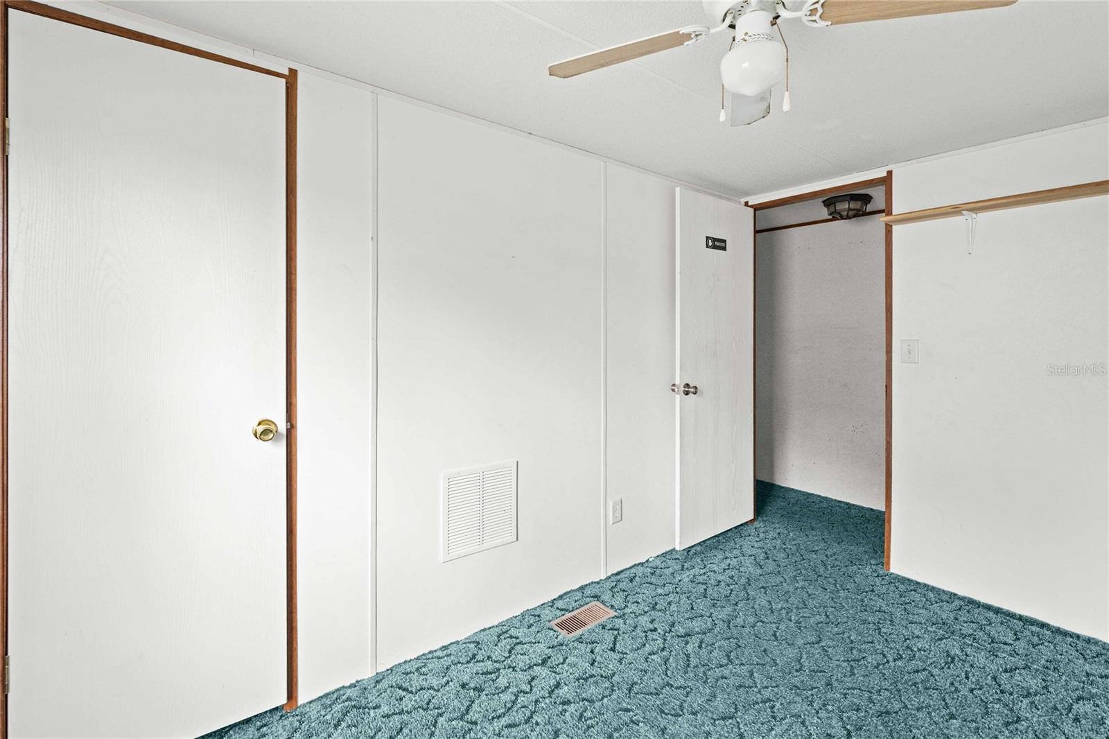 39140 ORIENT AVE — photo 16
