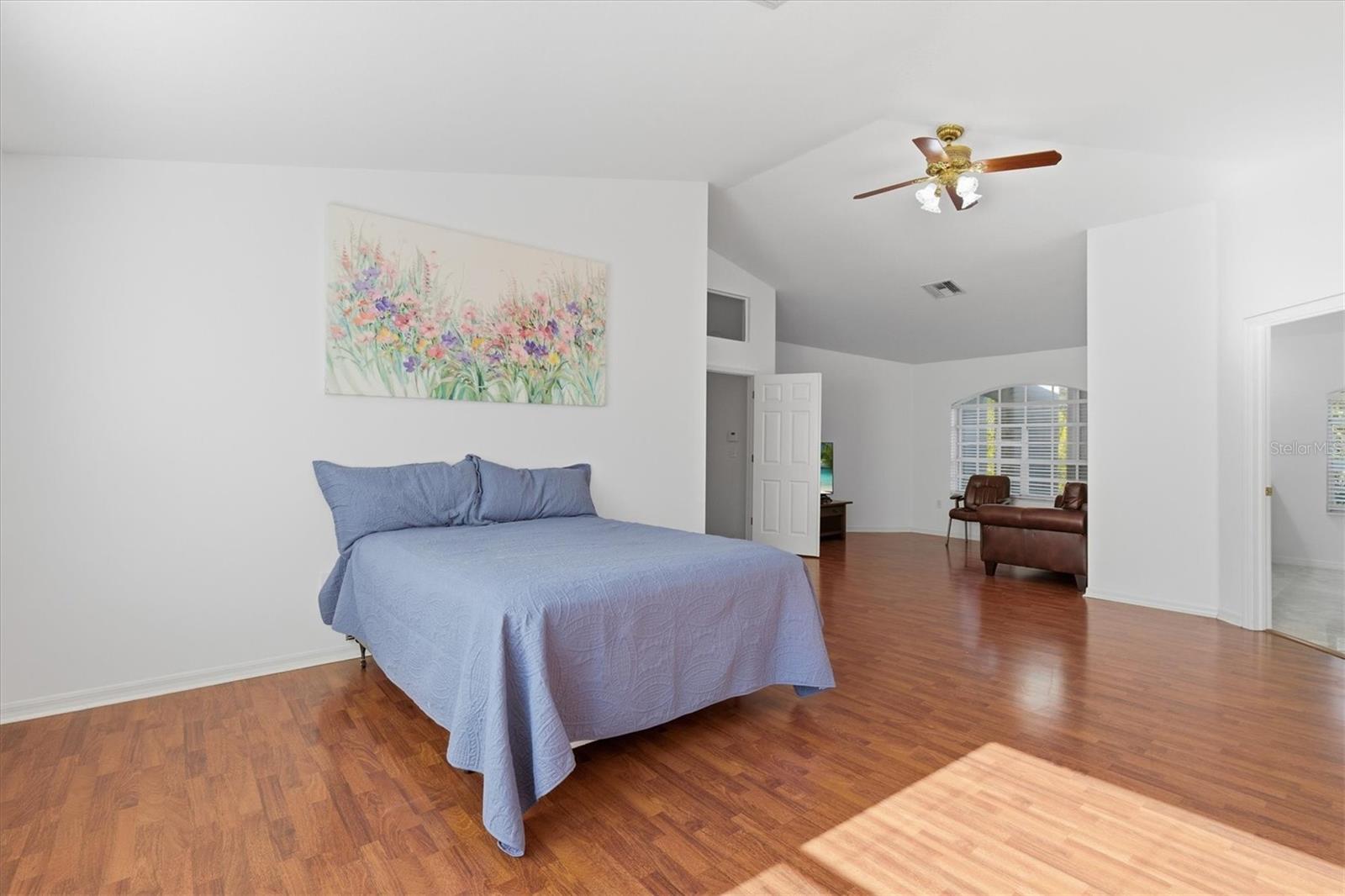 2328 WARWICK DR — photo 42