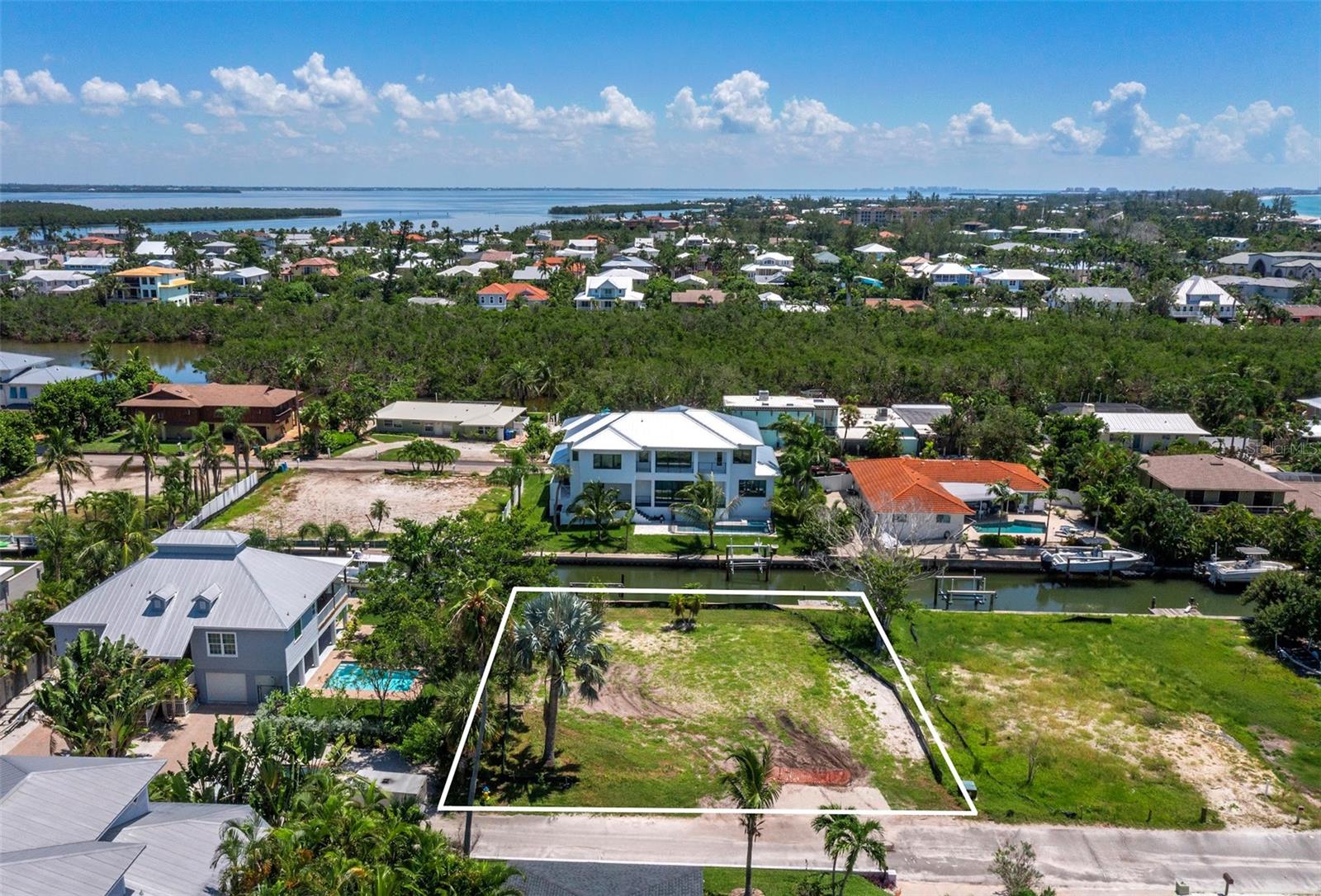 570 DE NARVAEZ DR — photo 9