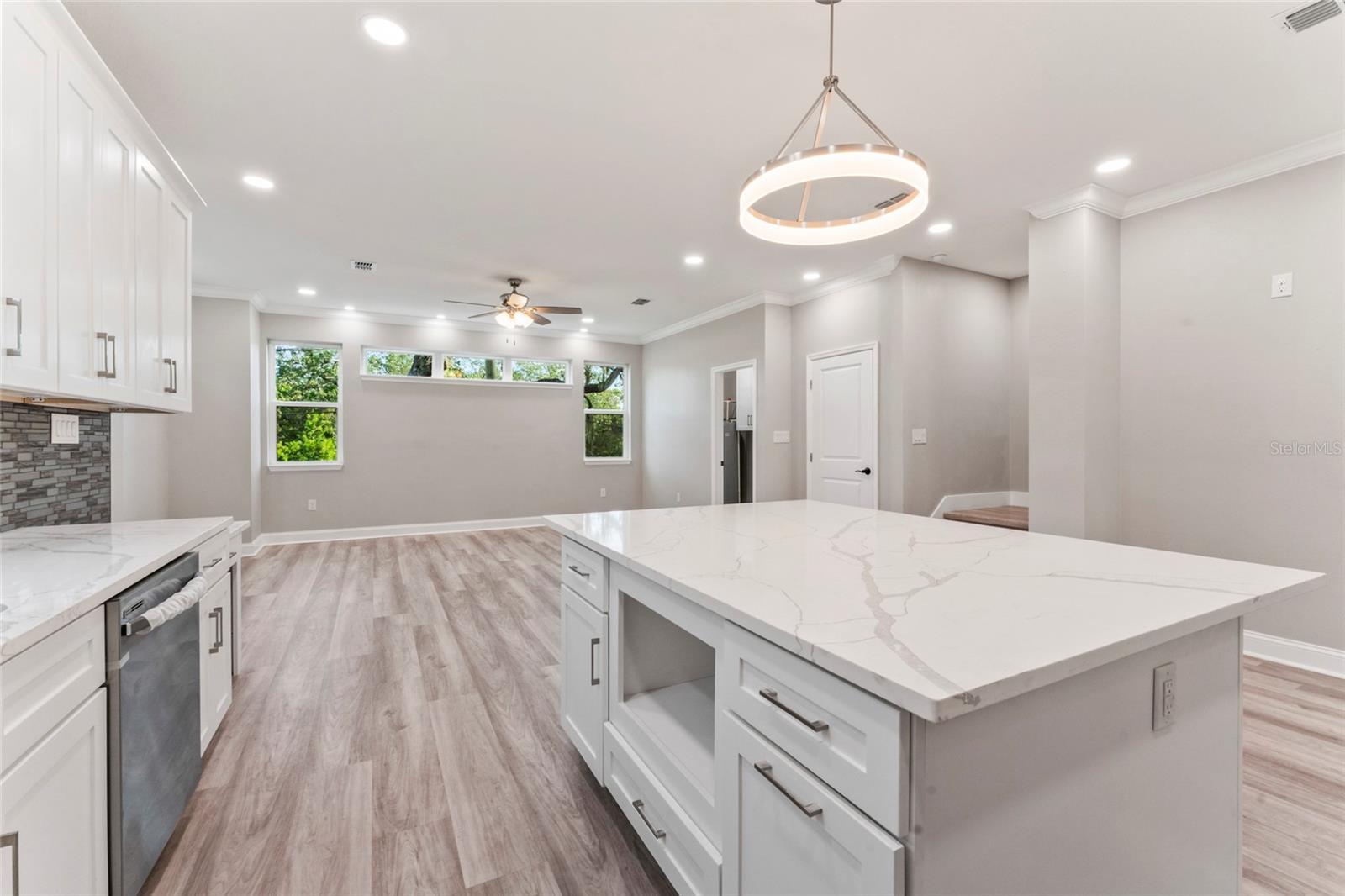 809 W LINEBAUGH AVE #2A — photo 15