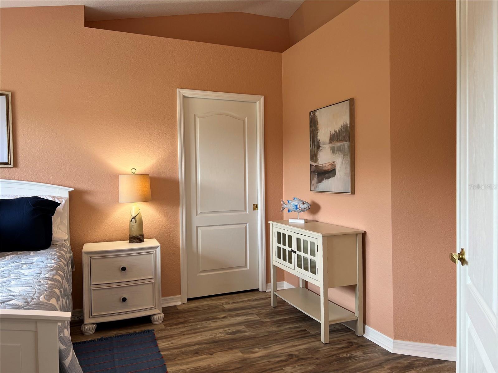 3653 LAKEWOOD BLVD — photo 23