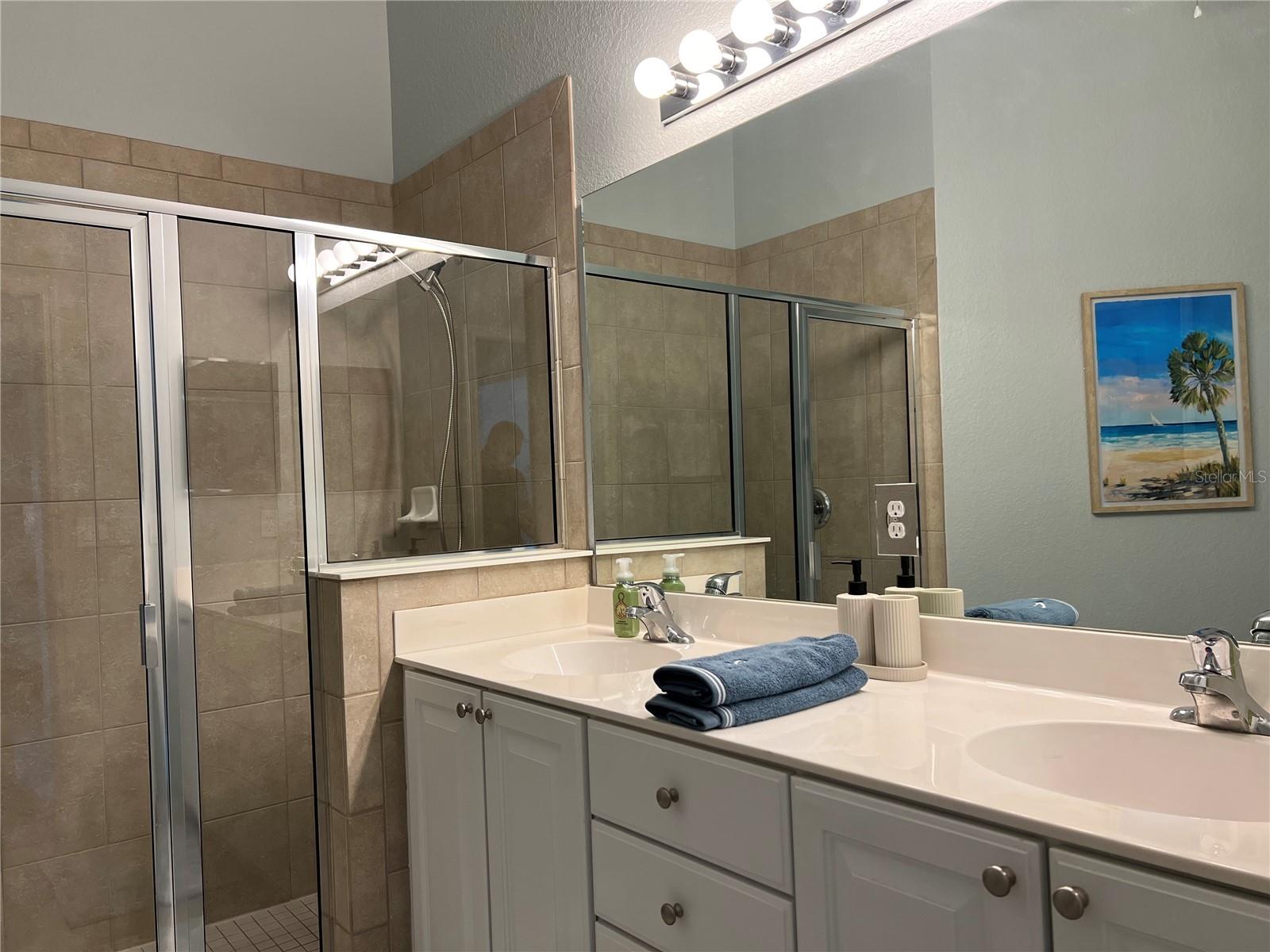 3653 LAKEWOOD BLVD — photo 33