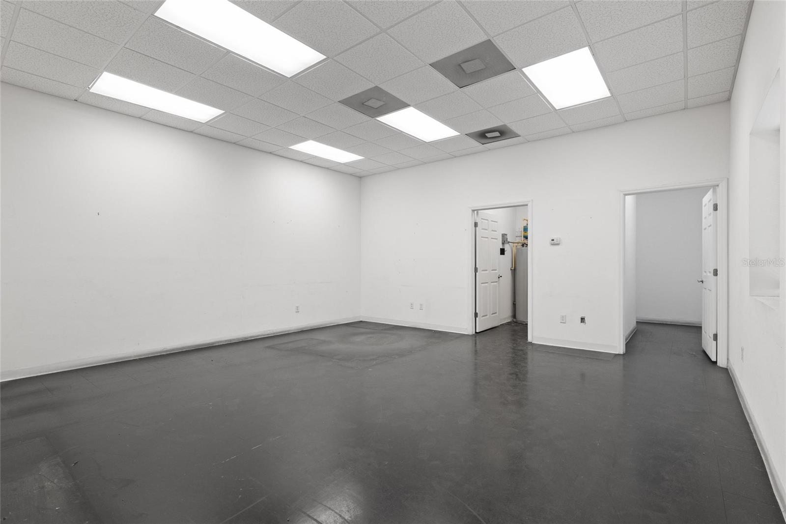 1500 L AND R INDUSTRIAL BLVD #Bldg. D — photo 18