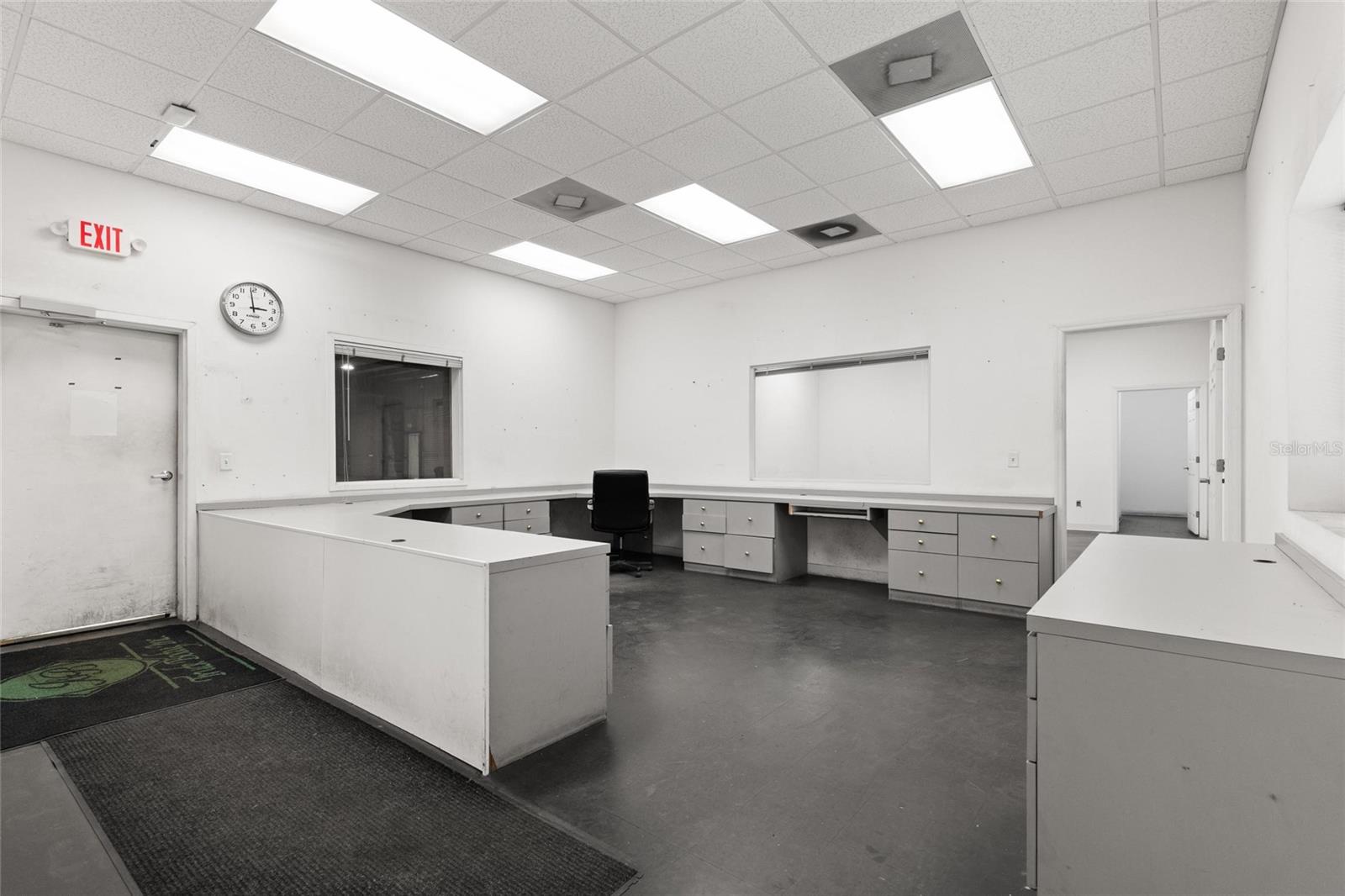 1500 L AND R INDUSTRIAL BLVD #Bldg. D — photo 17