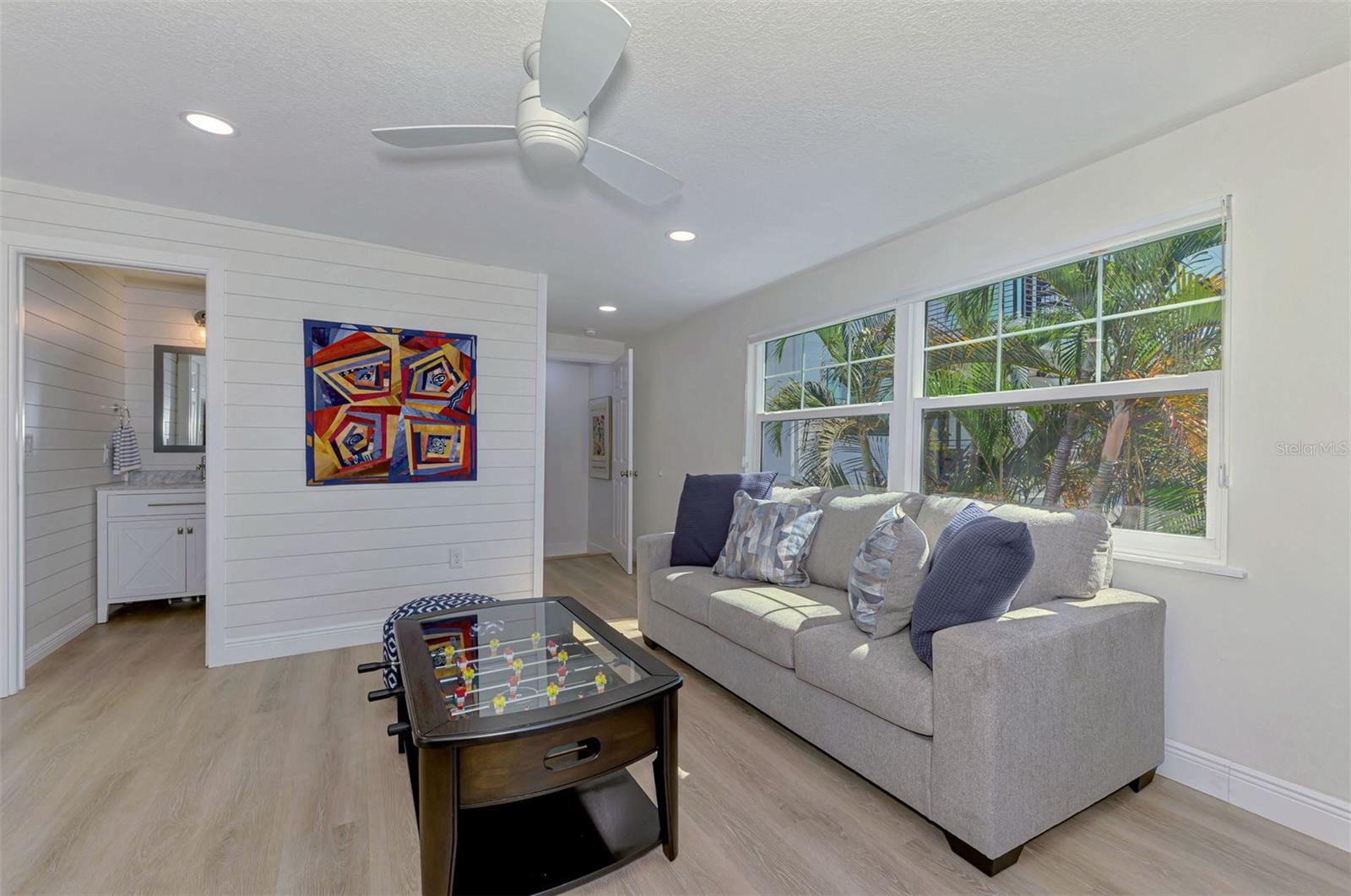 1100 POINT OF ROCKS RD — photo 37