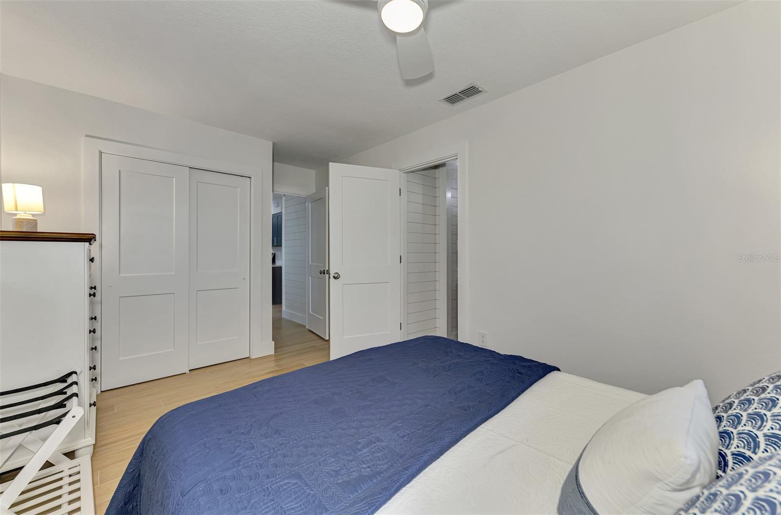 1100 POINT OF ROCKS RD — photo 22
