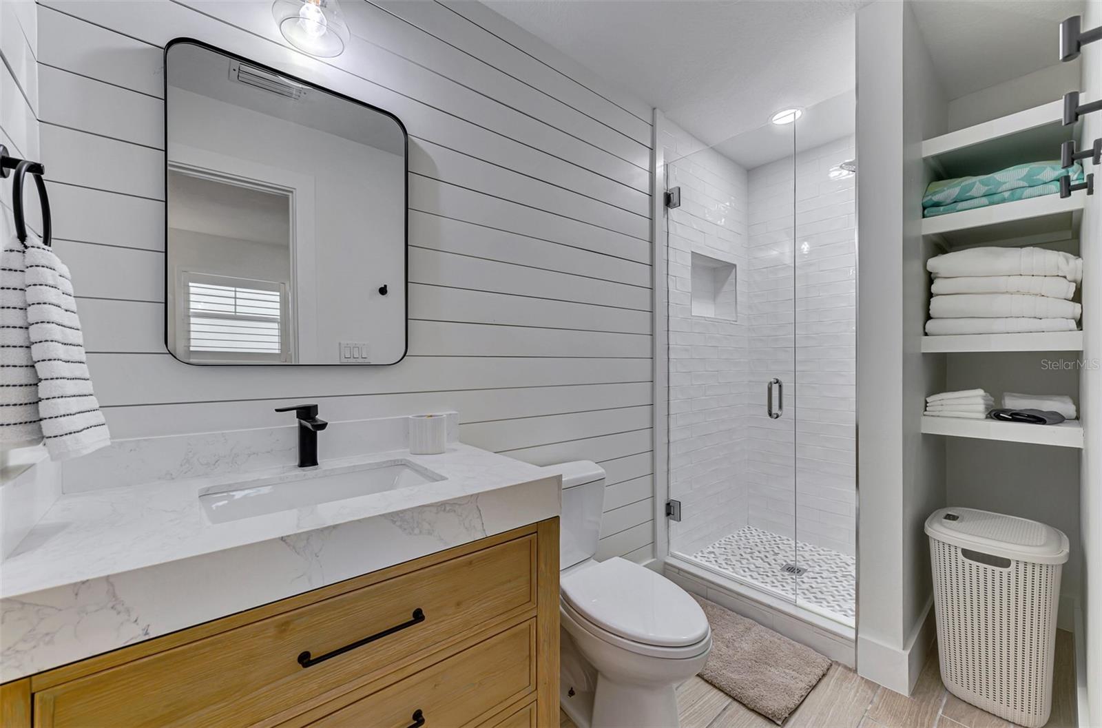 1100 POINT OF ROCKS RD — photo 23