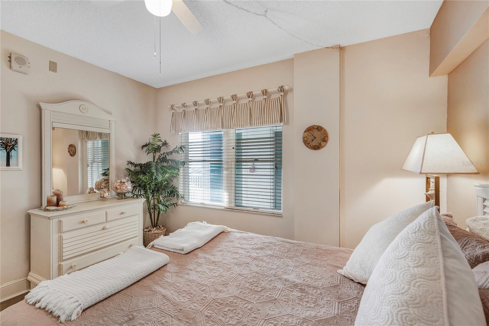 1582 GULF BLVD #1506 — photo 22