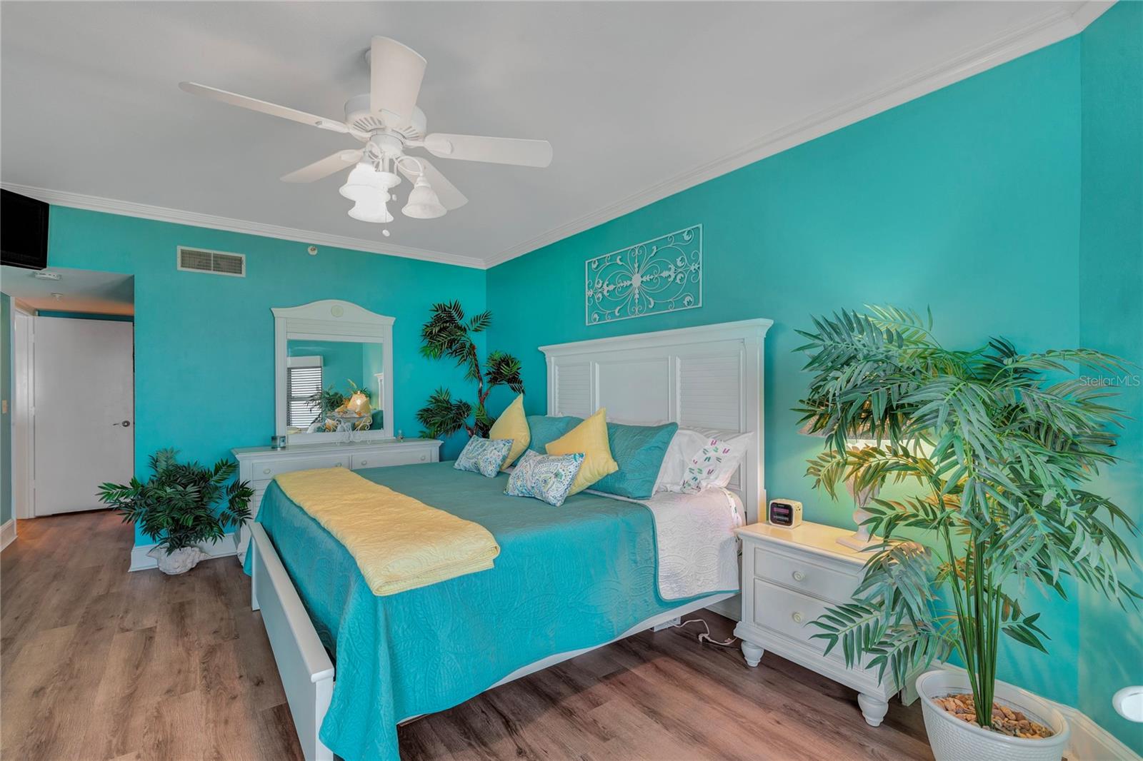 1582 GULF BLVD #1506 — photo 16