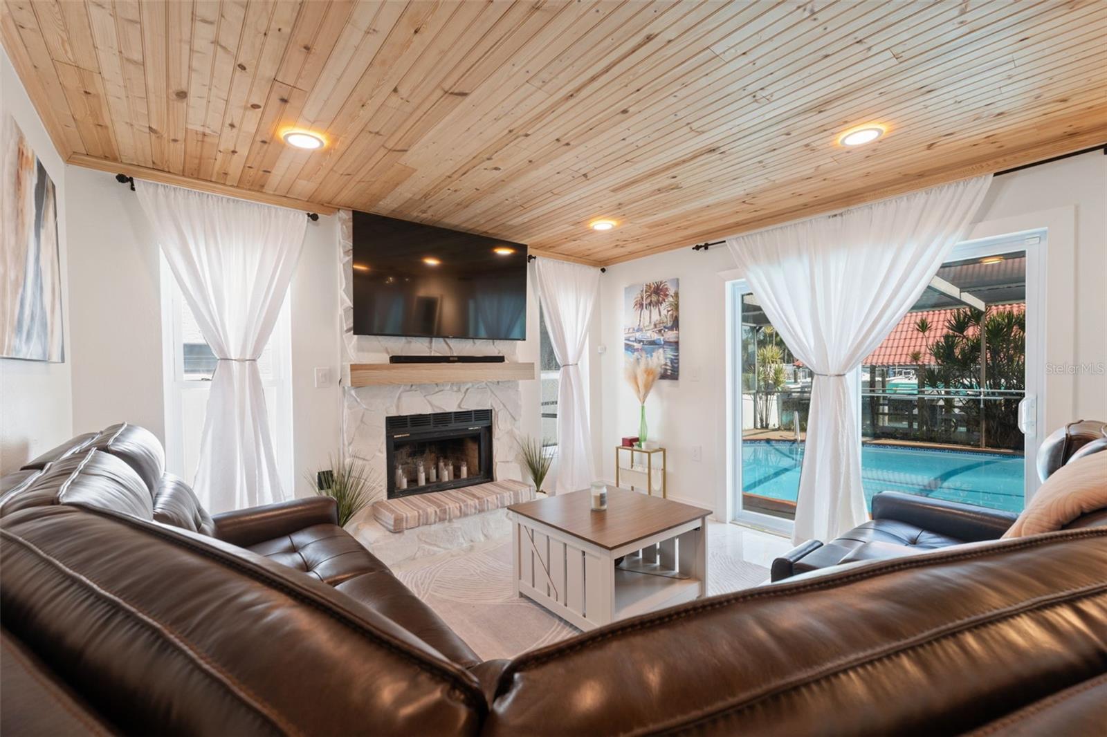 7711 HATTERAS DR — photo 24
