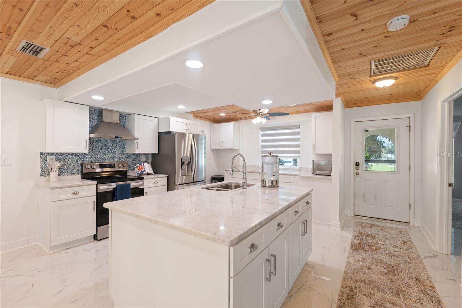 7711 HATTERAS DR — photo 30