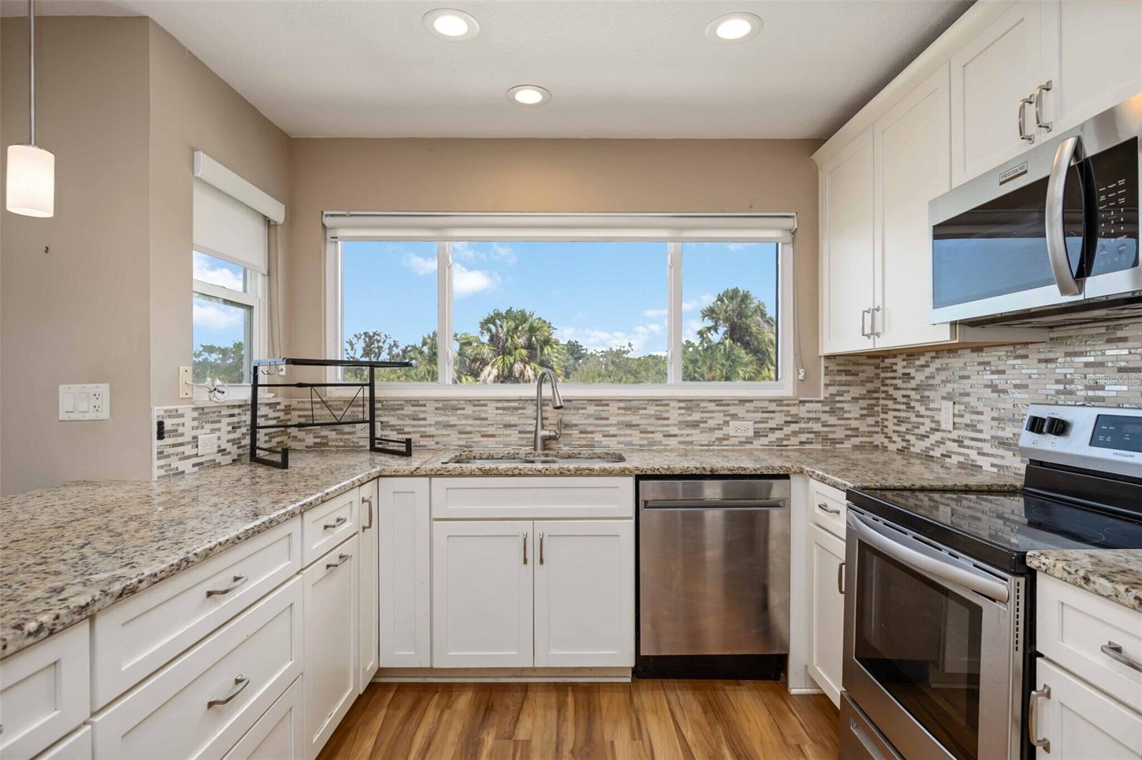 1460 BAYSHORE DR — photo 12