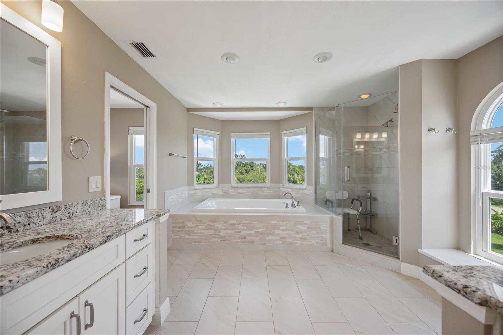 1460 BAYSHORE DR — photo 15