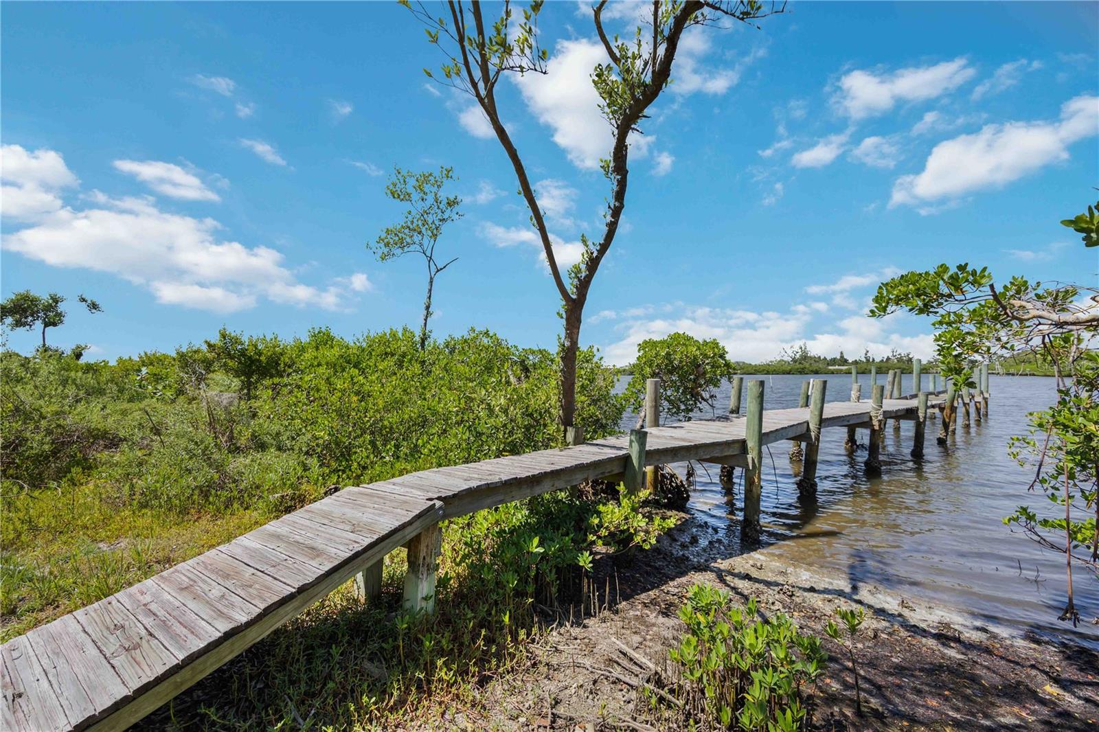 1460 BAYSHORE DR — photo 17