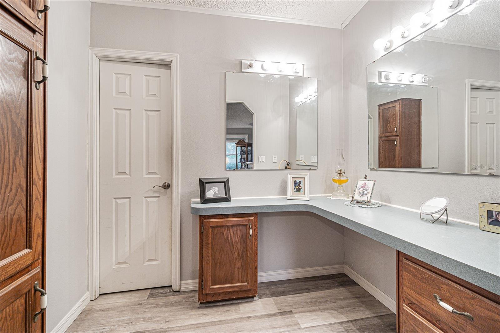 3349 OAKWOOD DR — photo 23