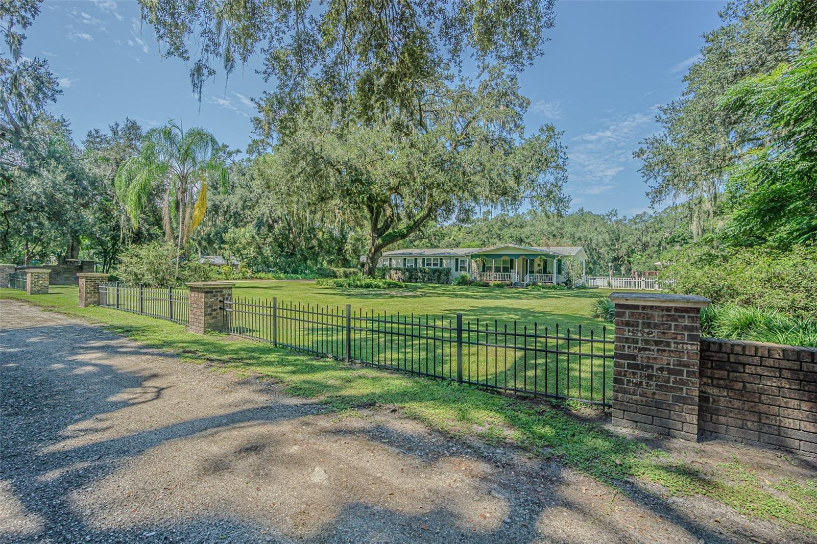 3349 OAKWOOD DR — photo 6