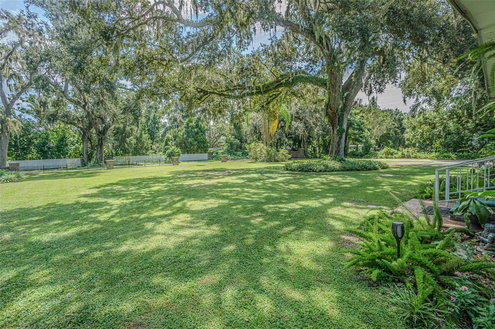 3349 OAKWOOD DR — photo 10