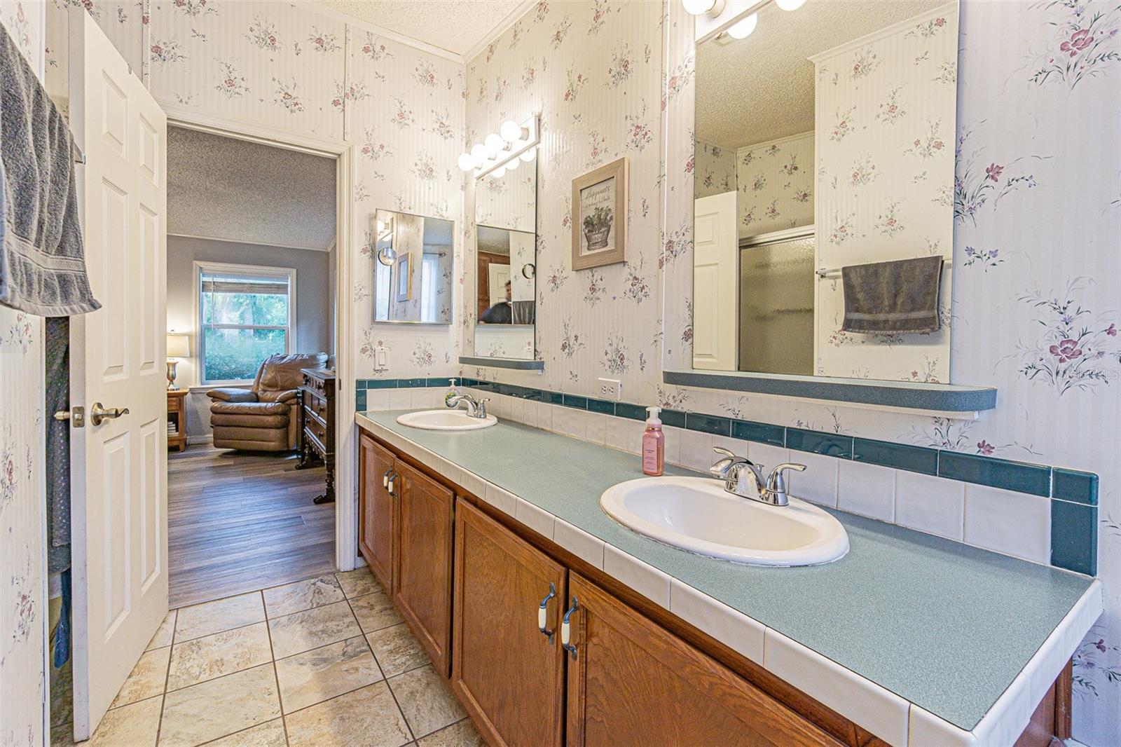 3349 OAKWOOD DR — photo 29