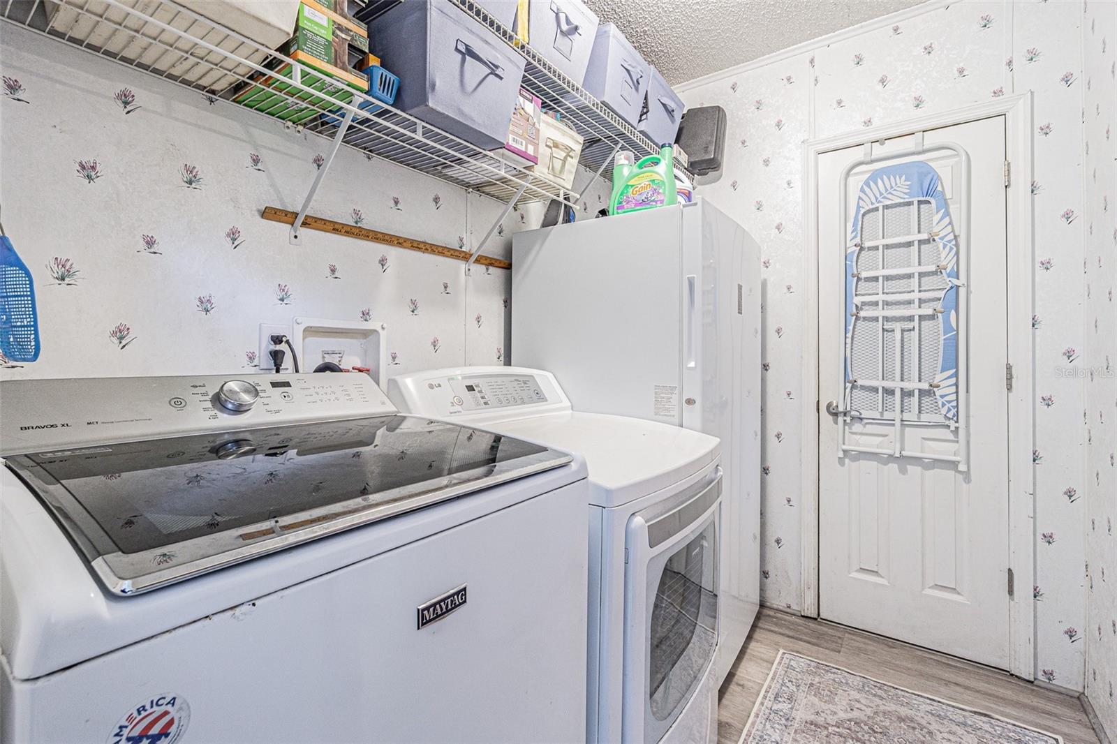 3349 OAKWOOD DR — photo 45