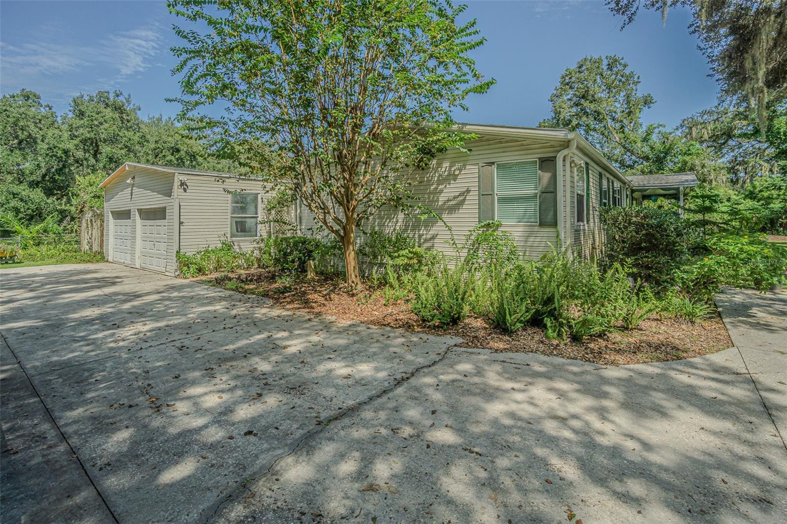 3349 OAKWOOD DR — photo 36