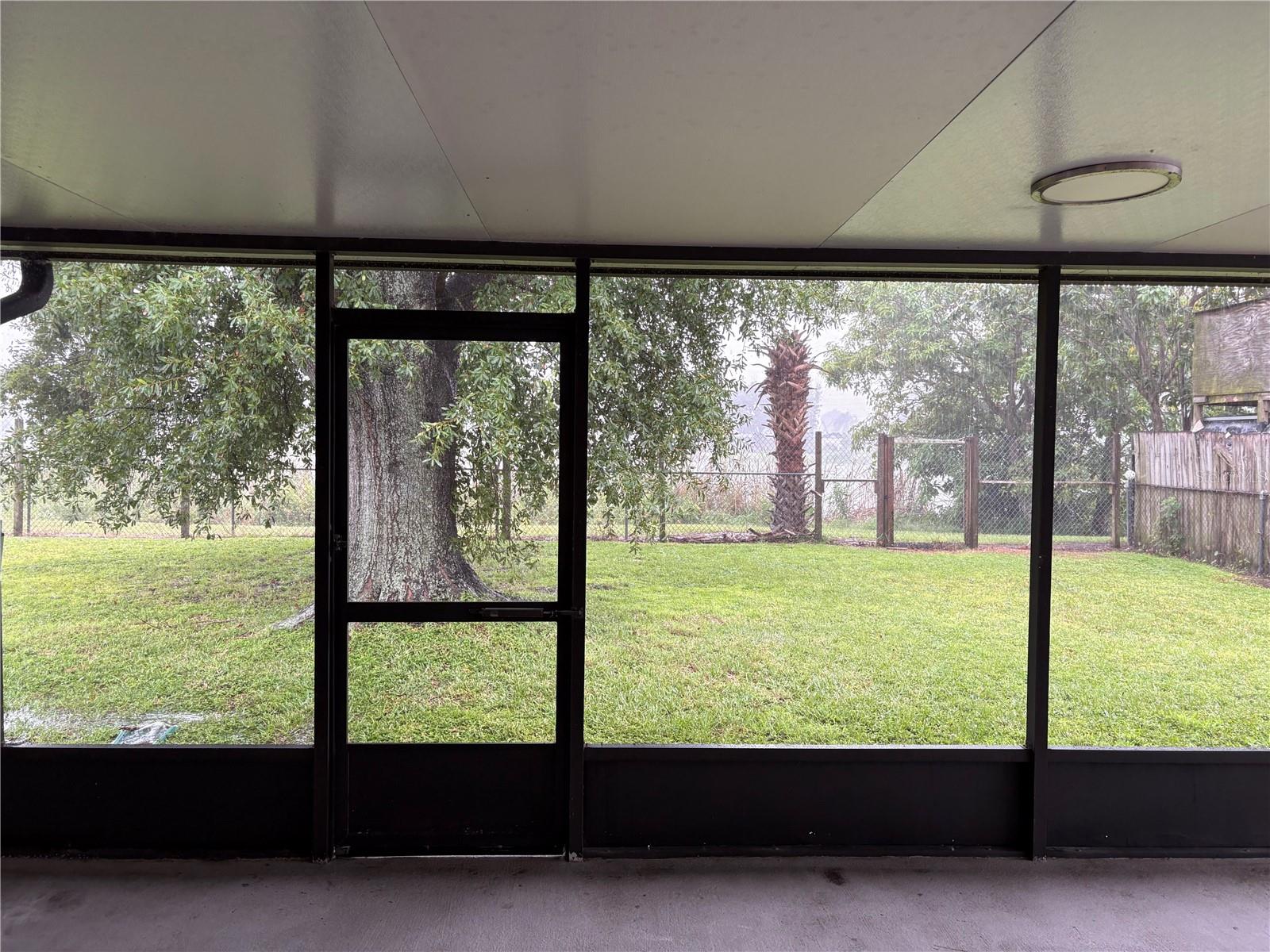 6418 W PARIS ST — photo 34