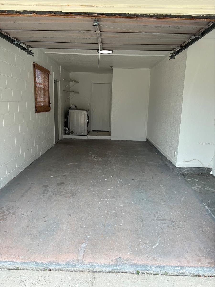 6418 W PARIS ST — photo 36