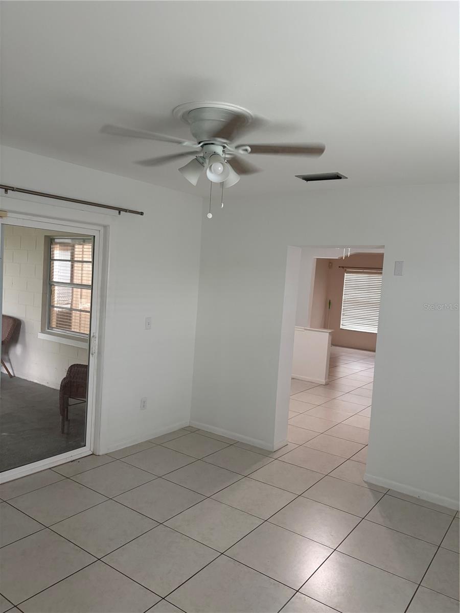 6418 W PARIS ST — photo 25