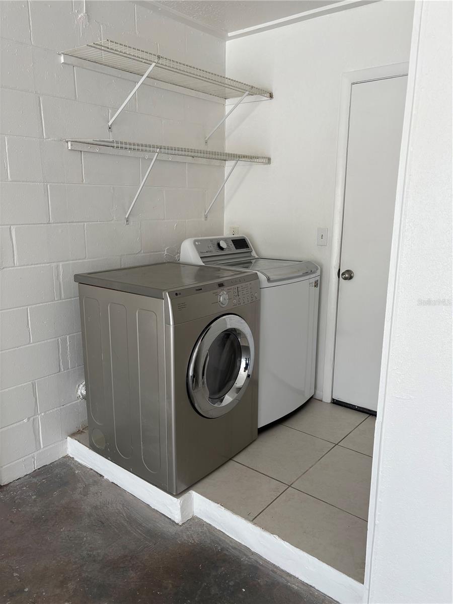 6418 W PARIS ST — photo 23