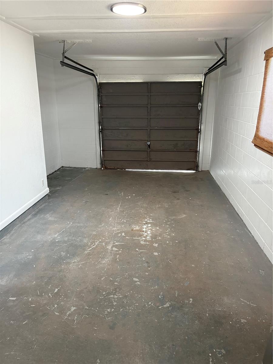 6418 W PARIS ST — photo 35