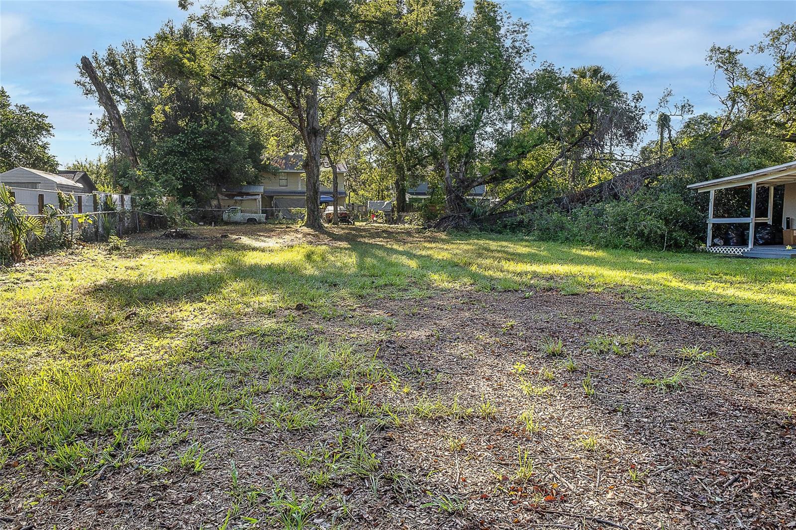 8409 N MULBERRY ST — photo 10