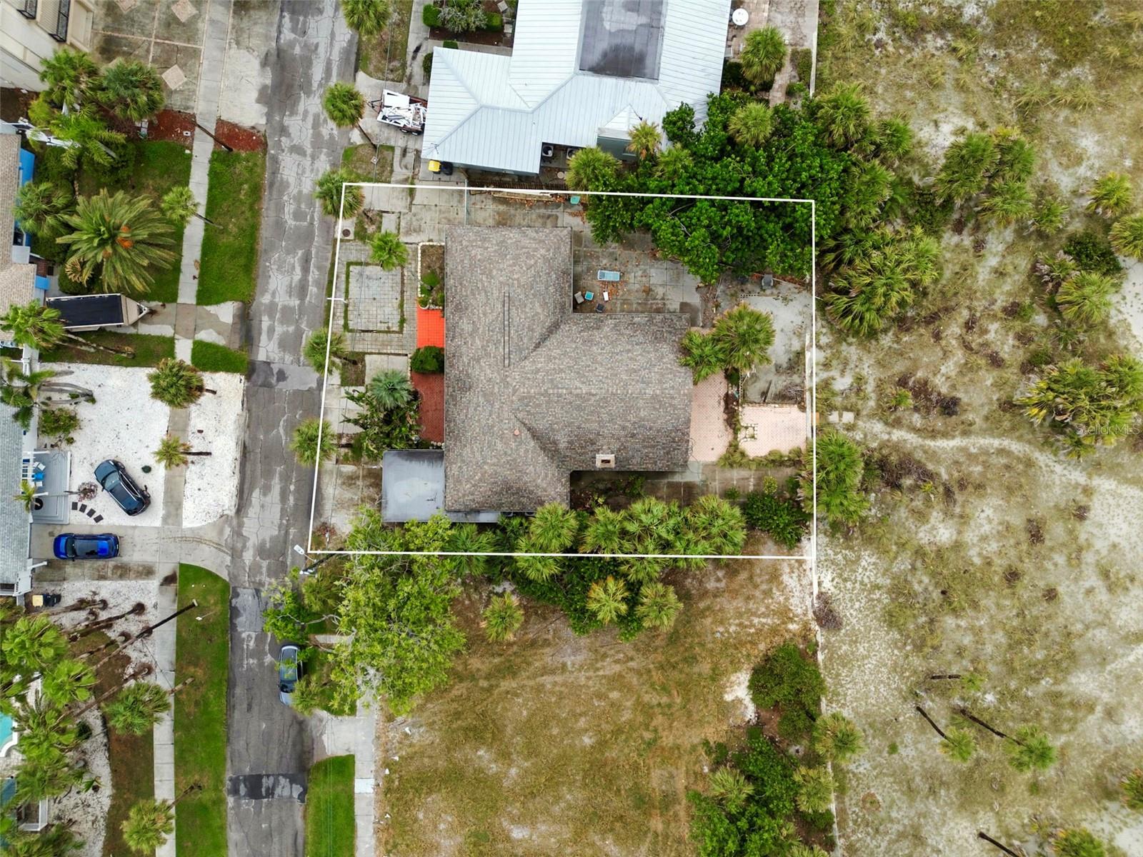 1024 ELDORADO AVE — photo 23