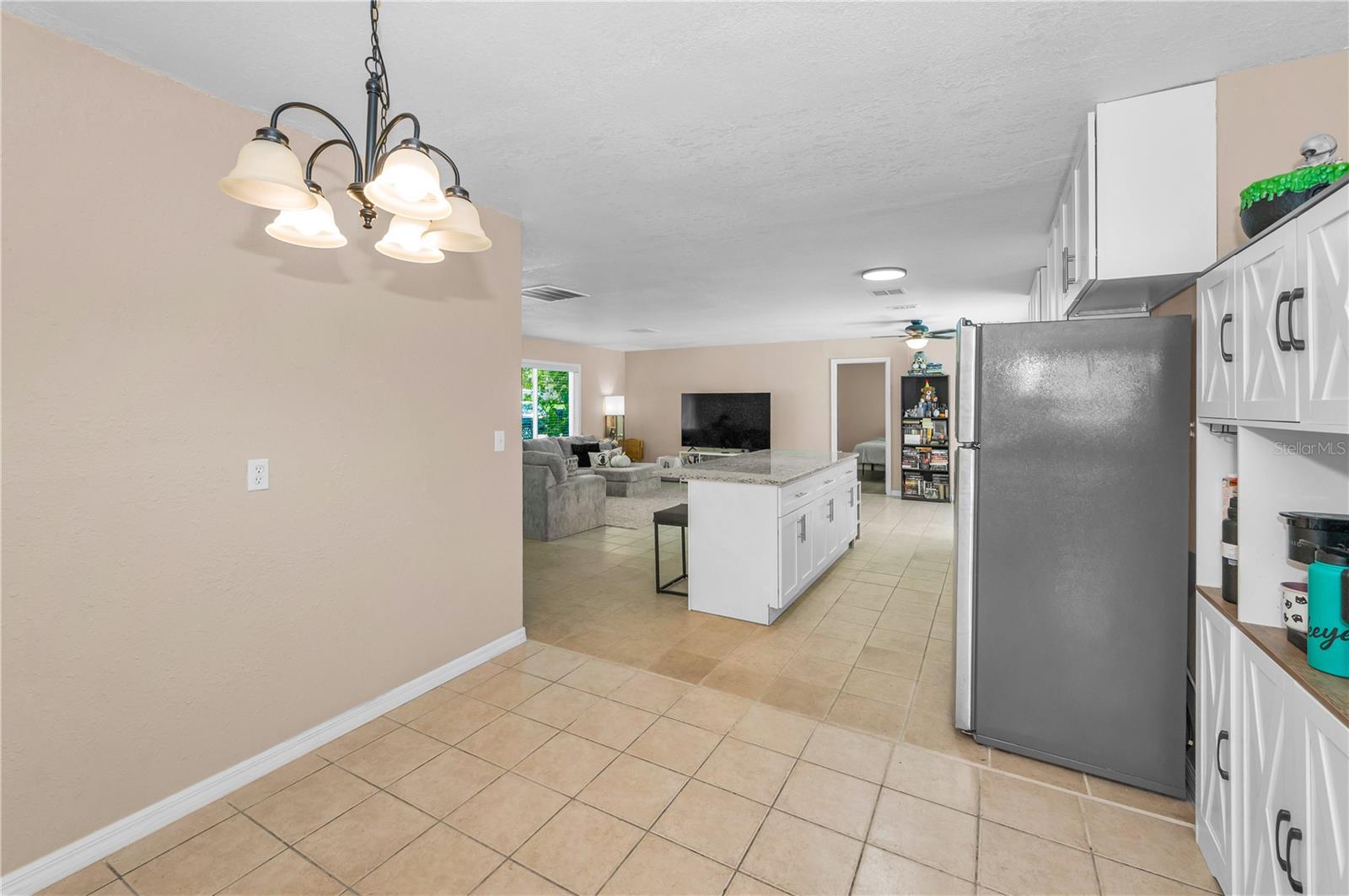 11121 PEPPERTREE LN — photo 15