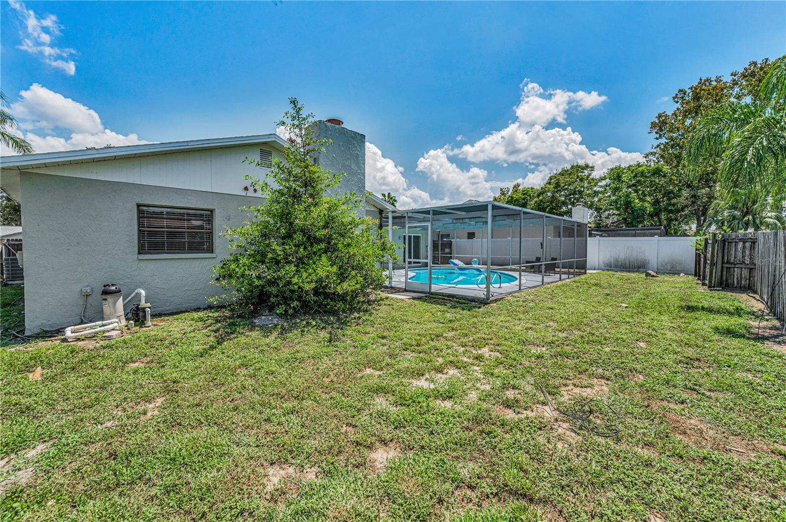 11121 PEPPERTREE LN — photo 7
