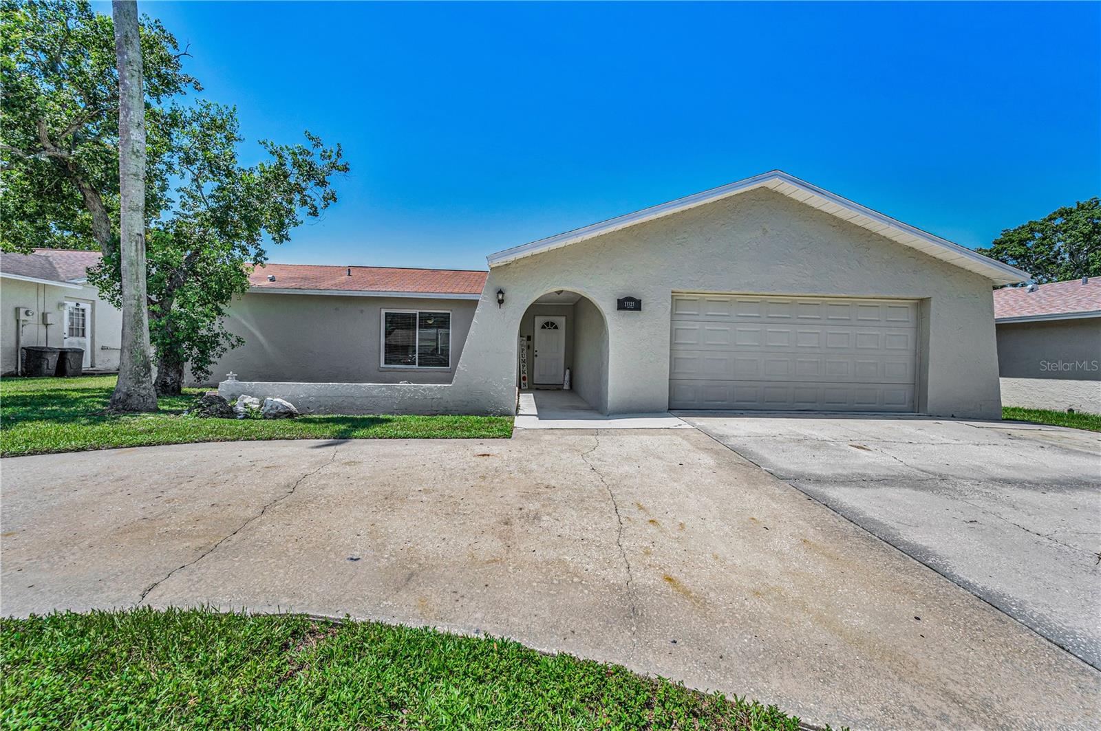 11121 PEPPERTREE LN — photo 5