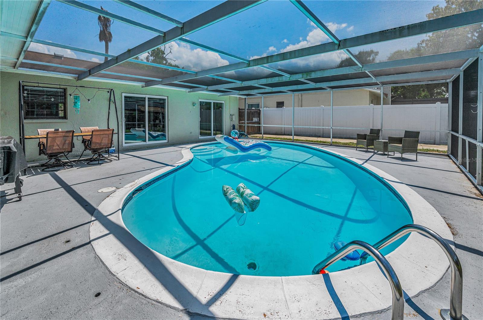 11121 PEPPERTREE LN — photo 9