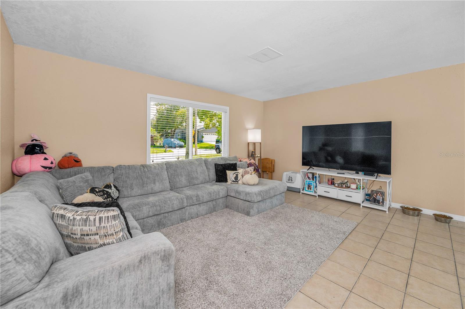 11121 PEPPERTREE LN — photo 13