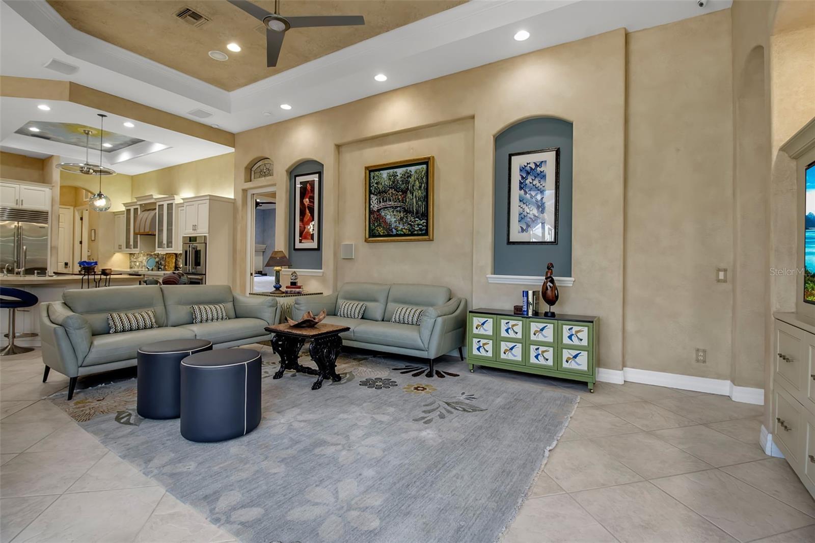 8116 LONE TREE GLN — photo 17