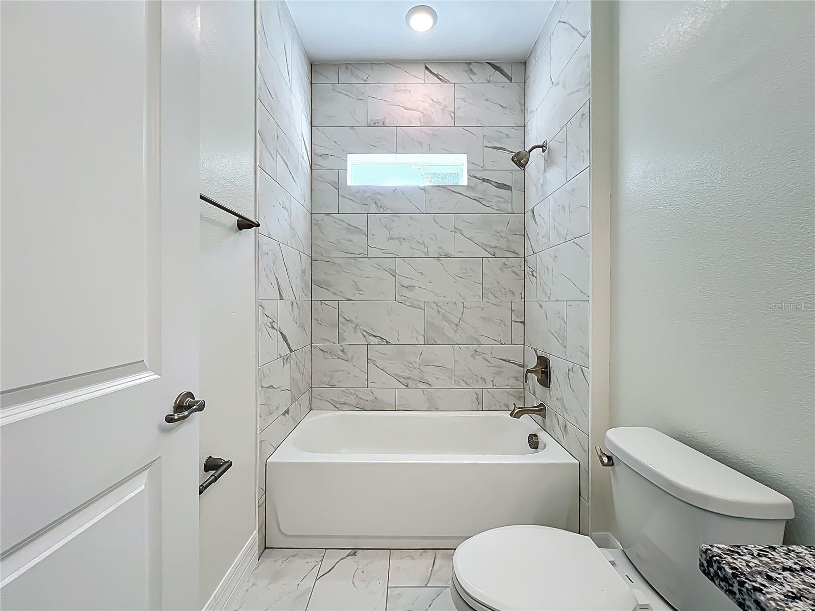 1529 GERANIUM AVE — photo 19