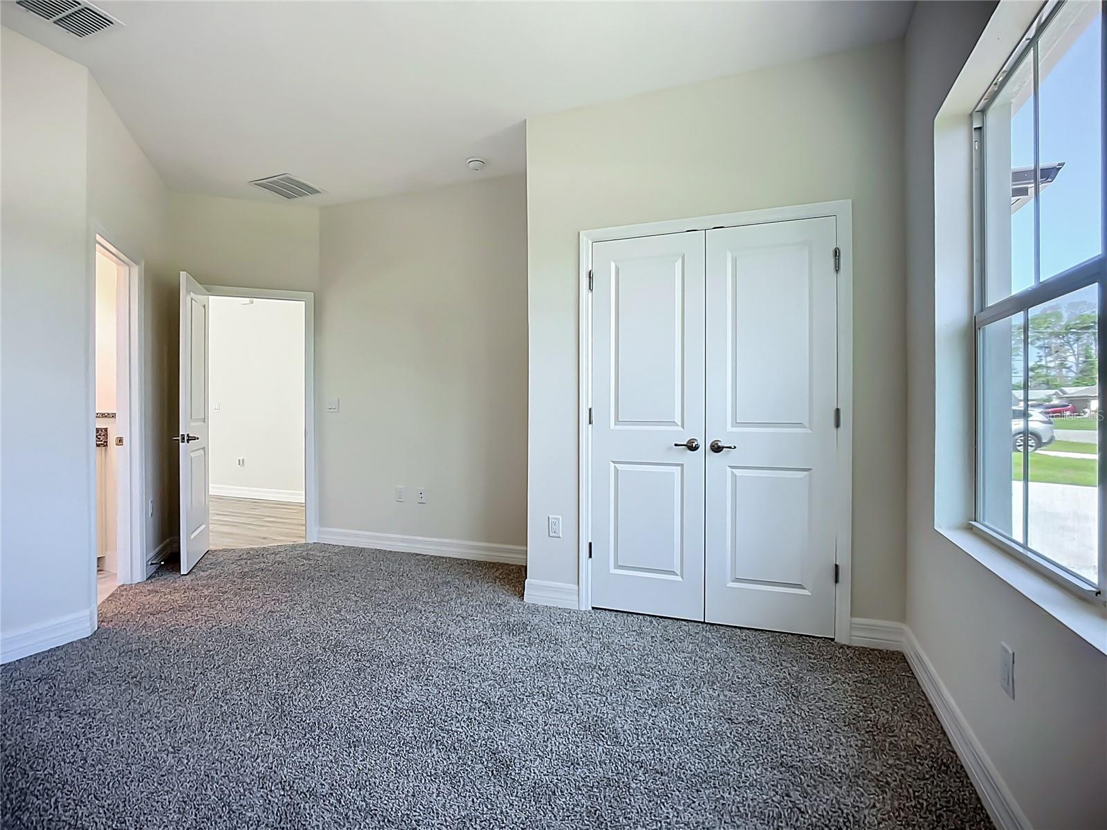 1529 GERANIUM AVE — photo 17