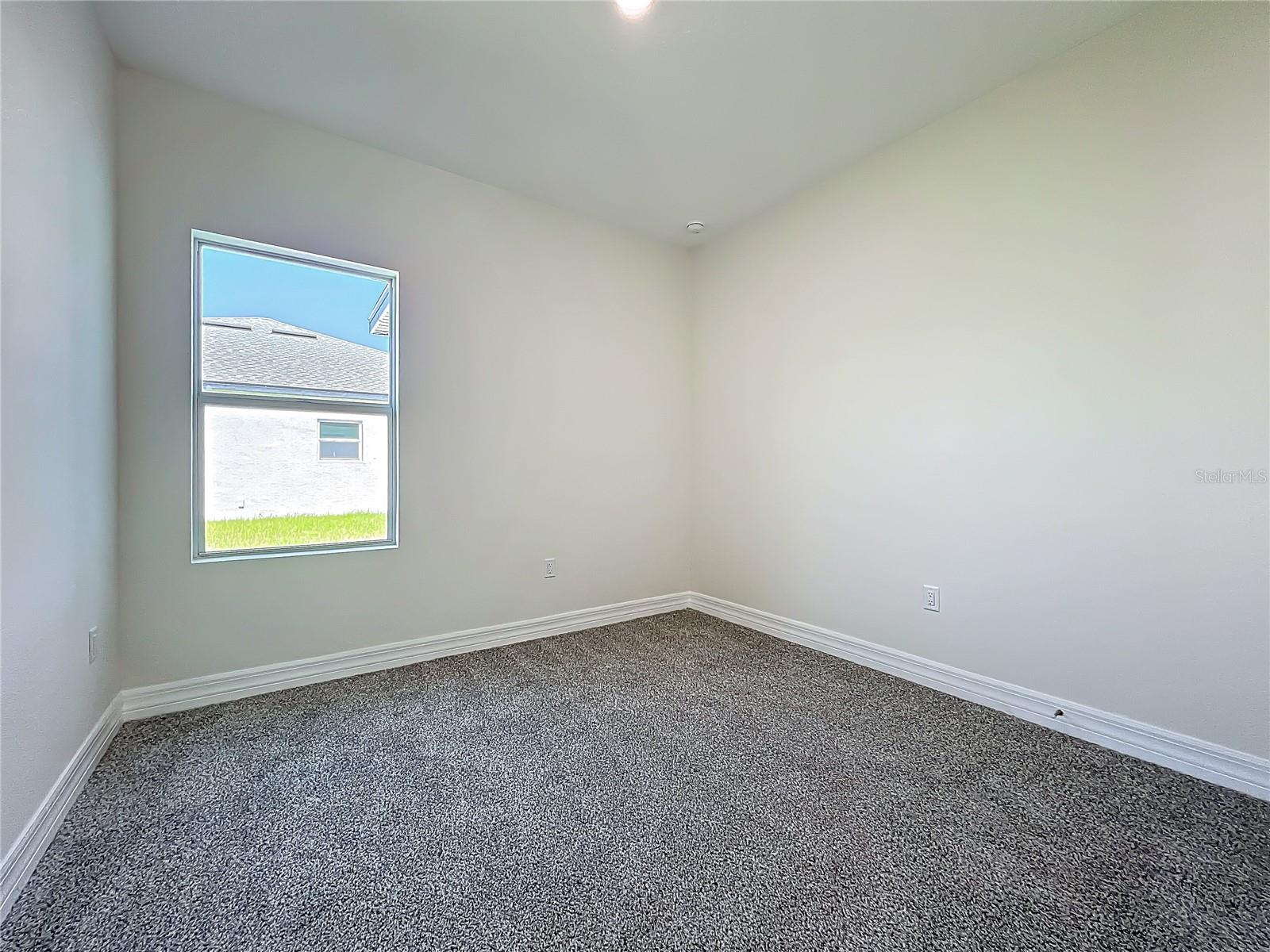 1529 GERANIUM AVE — photo 14