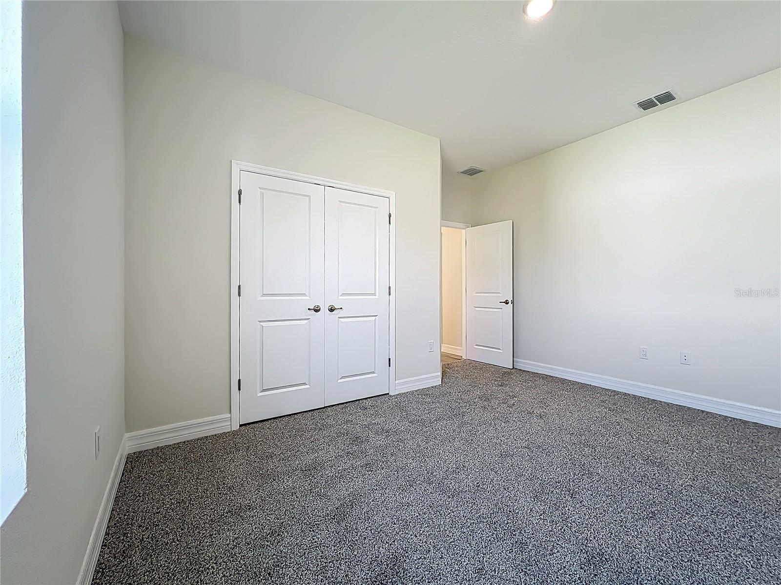 1529 GERANIUM AVE — photo 15